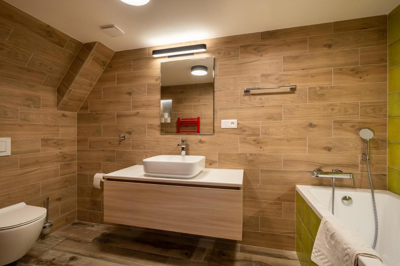 Wellness Rezort Janosikov Dvor Zázrivá Exterior foto